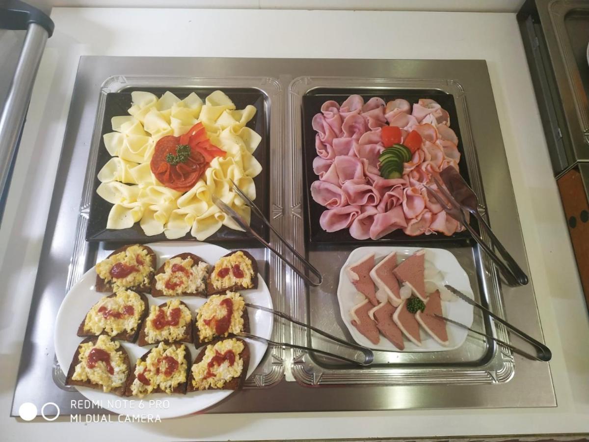 皮尔森酒店 比尔森 外观 照片