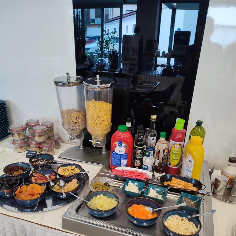 皮尔森酒店 比尔森 外观 照片